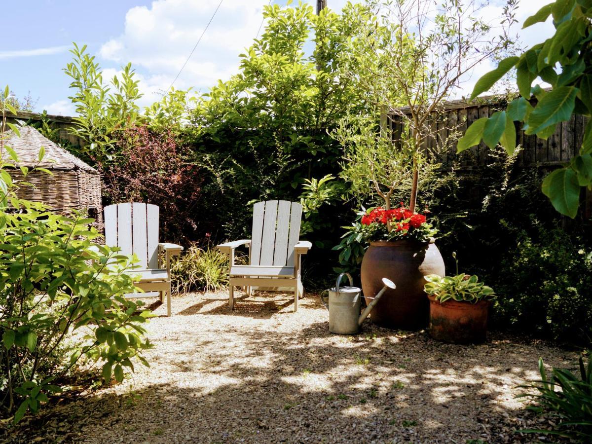 The Walnut, Meopham - A Private Retreat Rural Location Villa Exterior photo